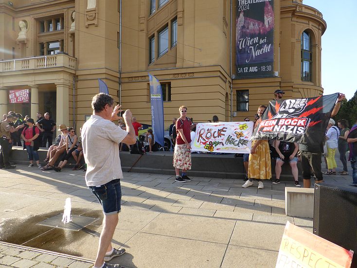 Theatervorplatz_2024-08-12